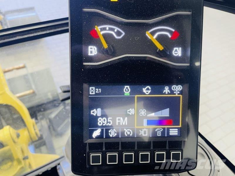 CAT 301.8-05A ホイール式油圧ショベル（パワーショベル・ユンボ・バックホー）