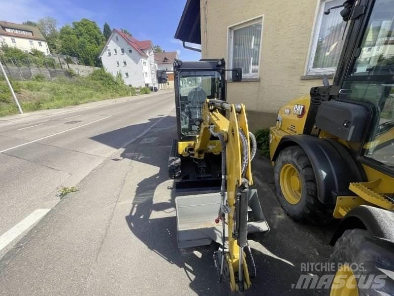 CAT 302CR-05A ミニ油圧ショベル 7t以下（ミニユンボ・ミニディガー）