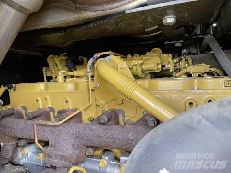CAT 938M ホイールローダー・タイヤショベル