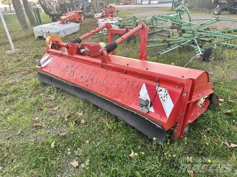 Dücker UM 30 コンポストターナー