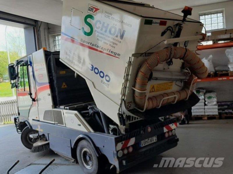 Dulevo 3000 路面清掃機