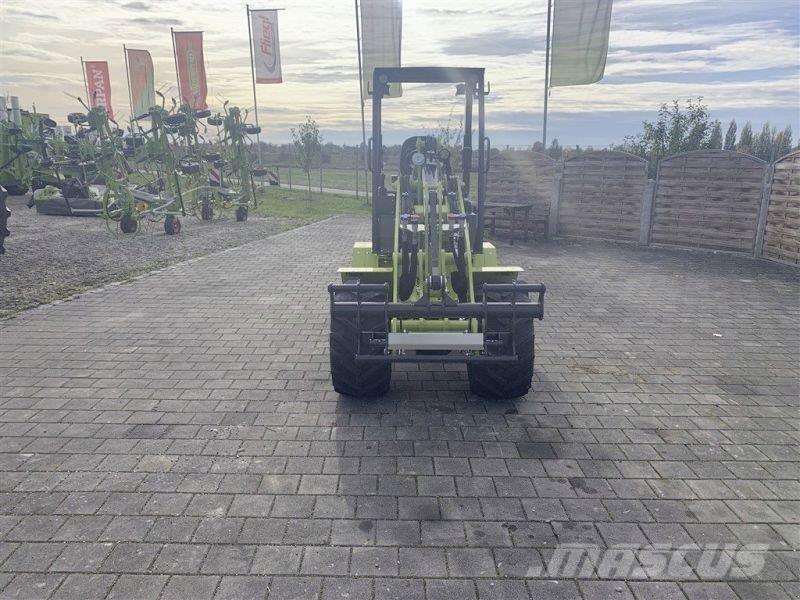 Fliegl 2527 スキッドステアローダー
