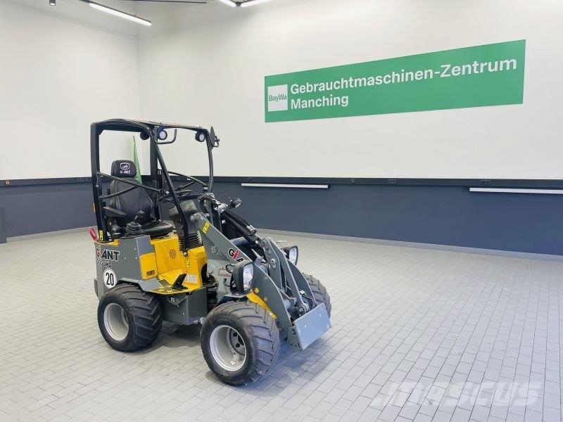 GiANT G1200 HD スキッドステアローダー