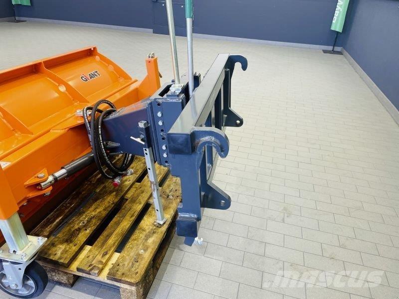 GiANT SK 180 フロントローダーアクセサリー・アタッチメント