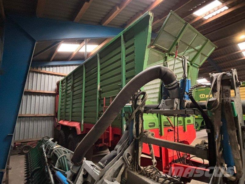 Hawe SLW 40 T ウッドチップ運搬用トレーラー