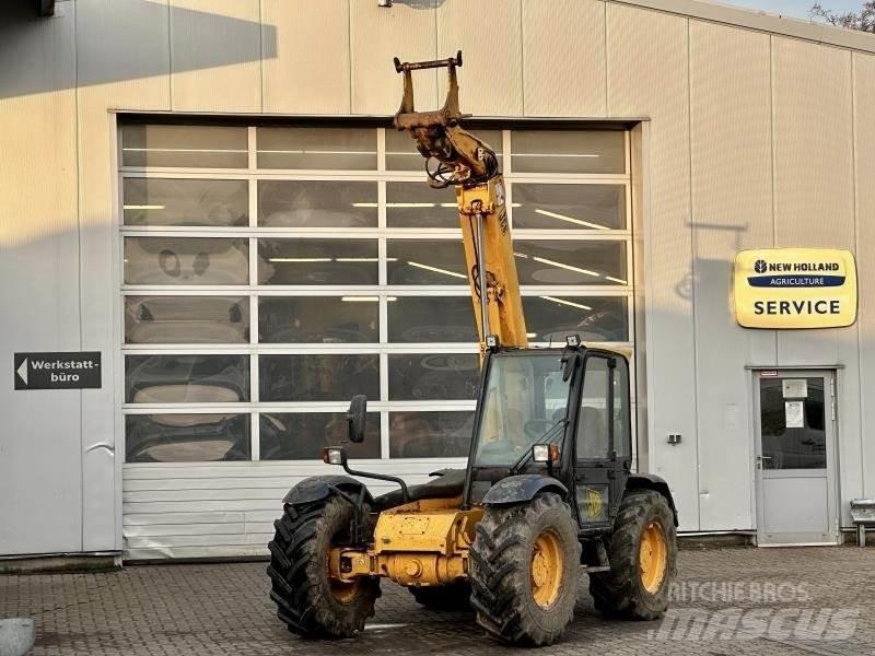 JCB 526-56 テレスコーピックハンドラー