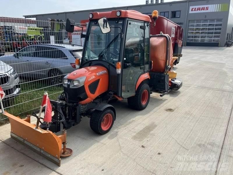 Kubota BX231 コンパクトトラクター