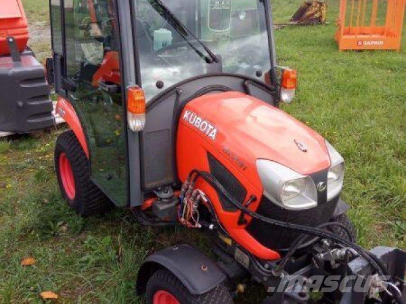 Kubota BX231 コンパクトトラクター