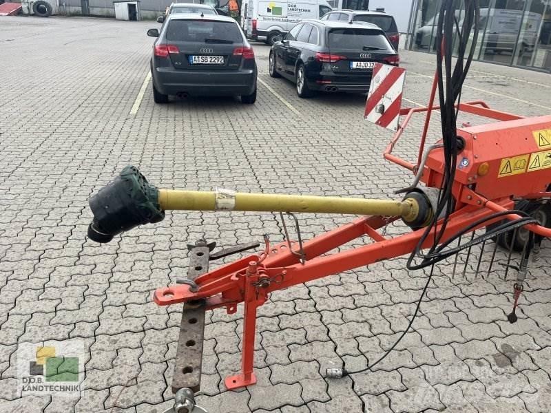 Kuhn GA 6002 ウィンドローア/レーキ