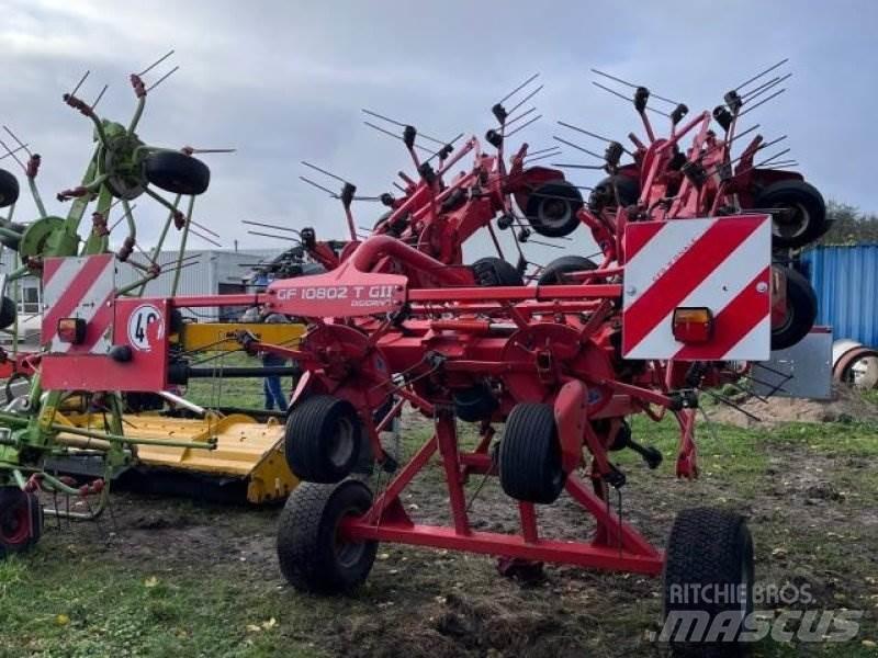 Kuhn GF 10802 テッダー・テッダーレーキ
