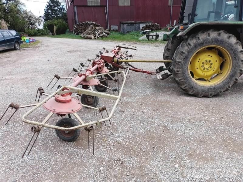 Kuhn GF 671 テッダー・テッダーレーキ