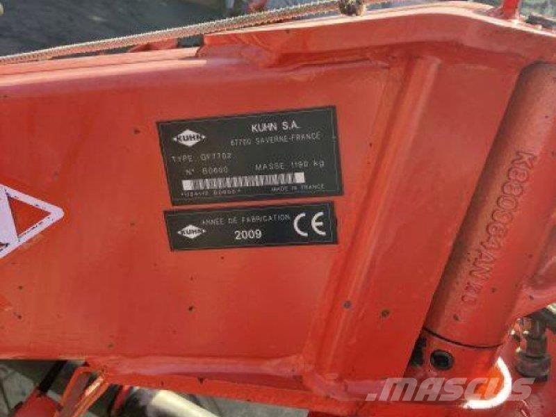 Kuhn GF 7702 テッダー・テッダーレーキ