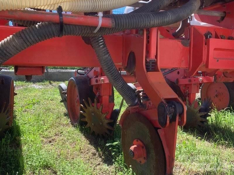Kuhn Maxima 2 その他種蒔き機械とアクセサリー・アタッチメント