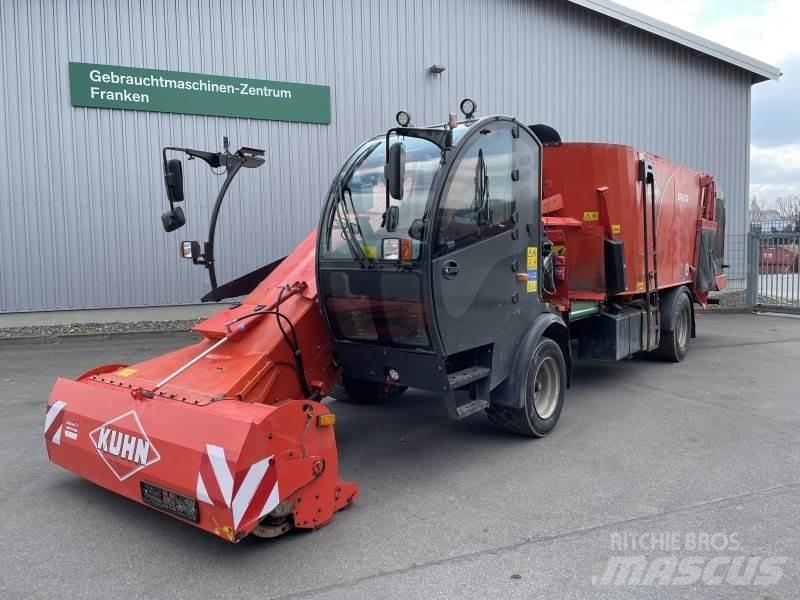 Kuhn SPW 19 ミキサーフィーダー