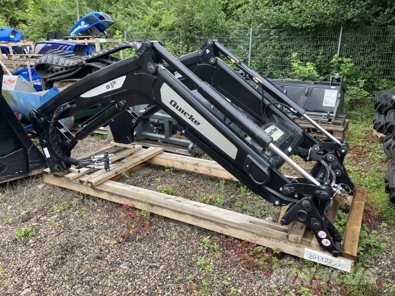 Quicke Q 5 M フロントローダーとディガー