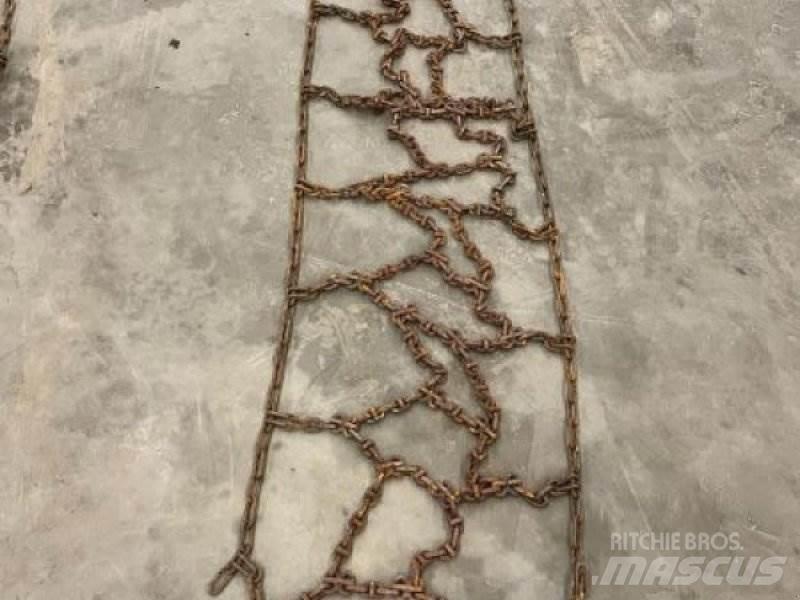  SCHNEEKETTEN 無限軌道、クローラ、履帯