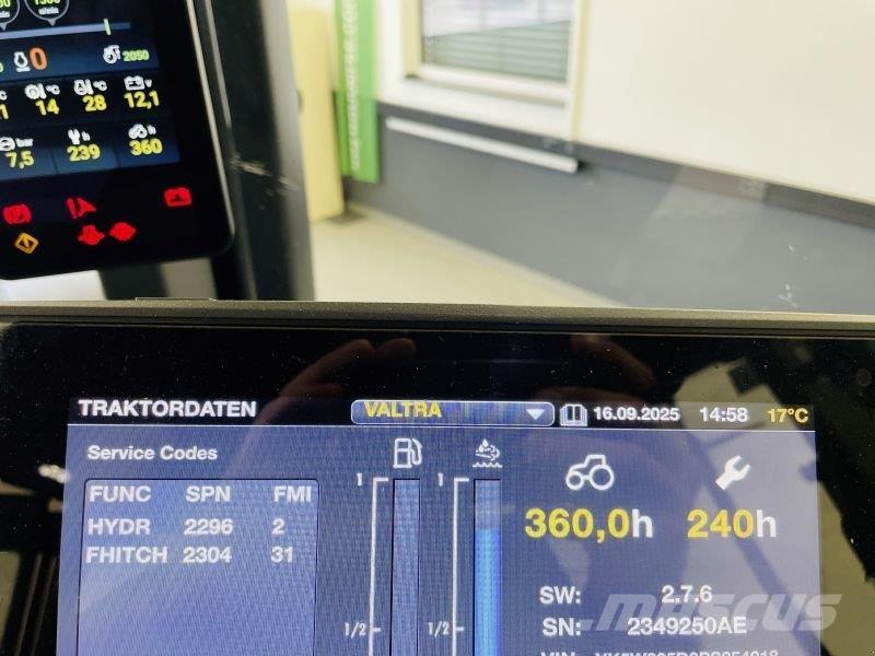 Valtra Q305 トラクター
