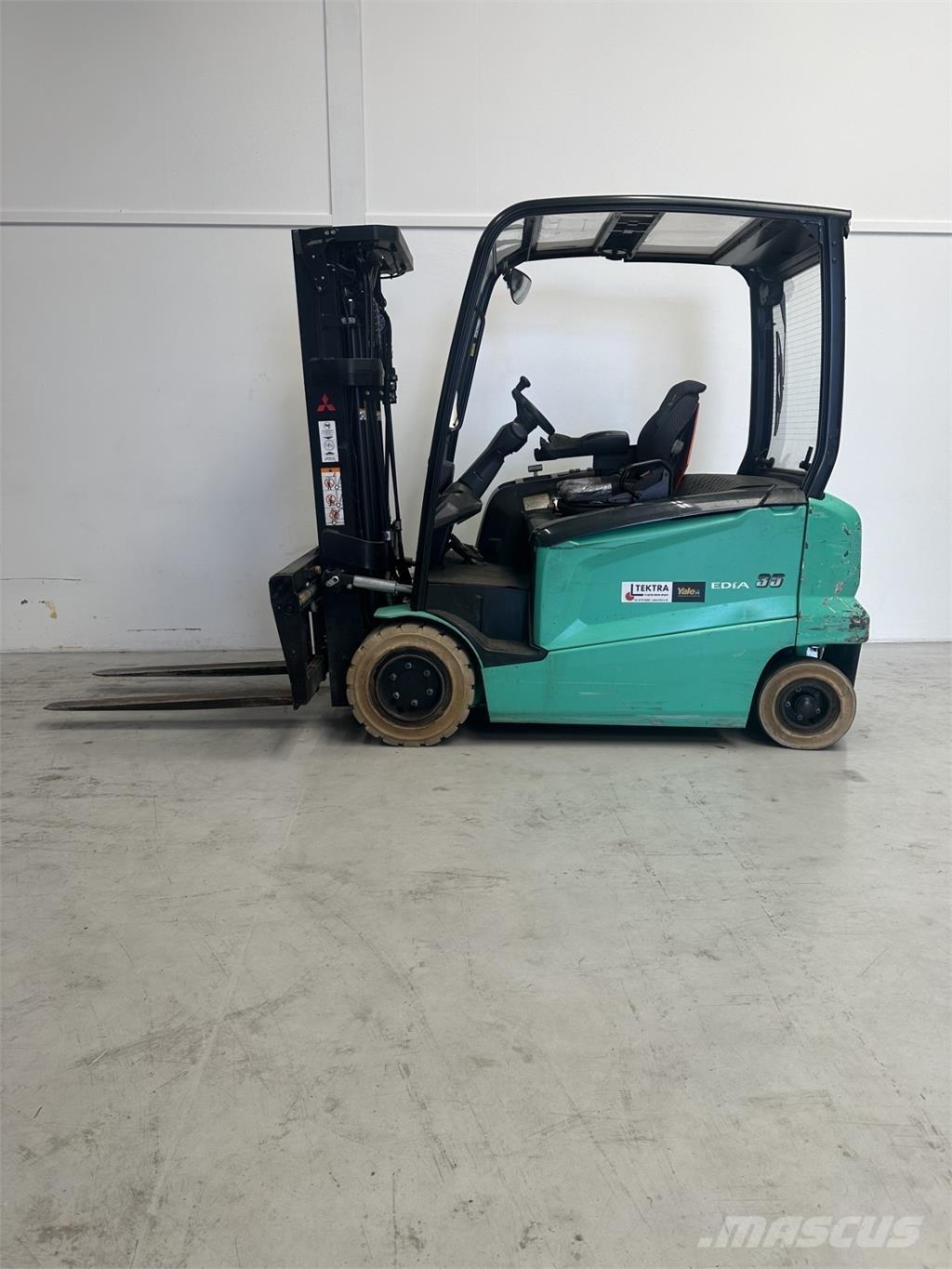 Mitsubishi FB35N バッテリーフォークリフト