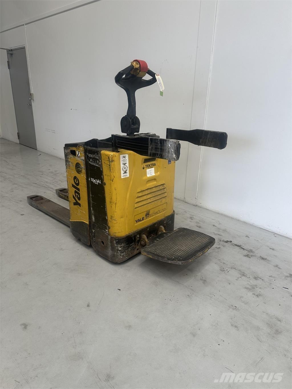 Yale MP20X - 300 AH ローリフトとプラットフォーム