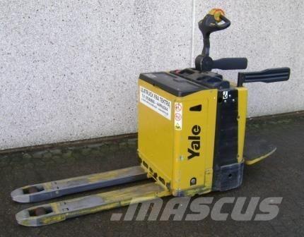 Yale MP20X - 400 AH ローリフトとプラットフォーム