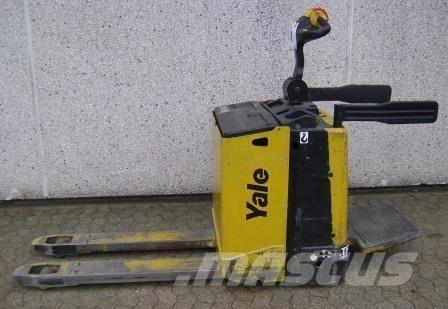 Yale MP20X - 400 AH ローリフトとプラットフォーム