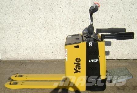 Yale MP20X FBW - 400 AH ローリフトとプラットフォーム