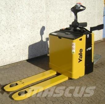 Yale MP20X FBW - 400 AH ローリフトとプラットフォーム