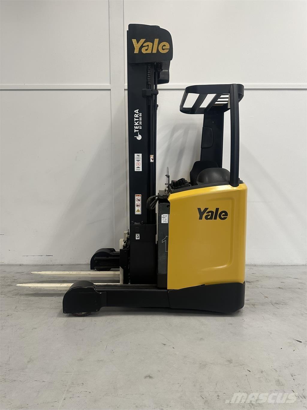 Yale MR14 リーチフォークリフト