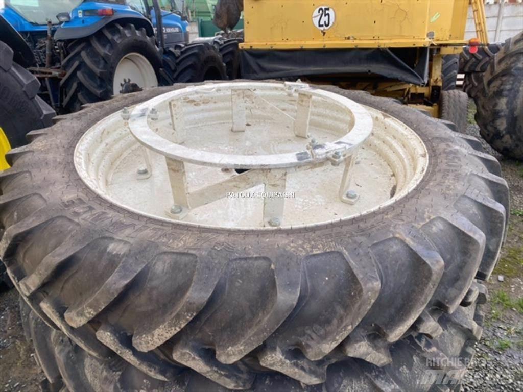 Alliance 300/95R46 タイヤ、ホイル、リム