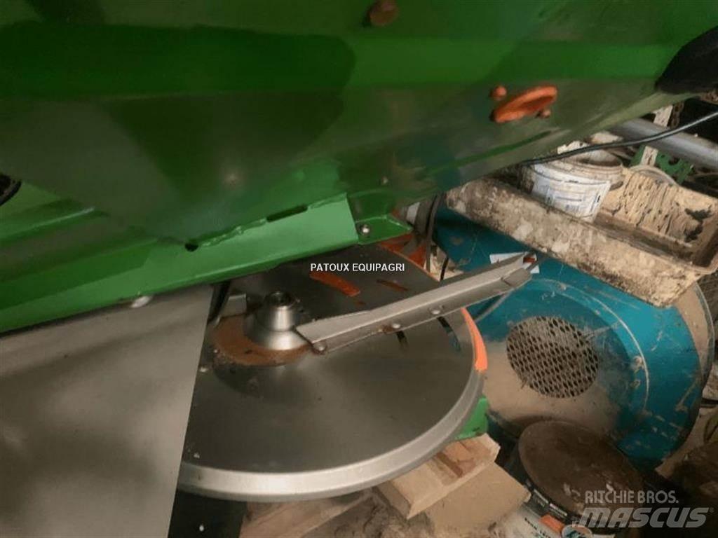 Amazone ZAM 2700 ミネラル散布機