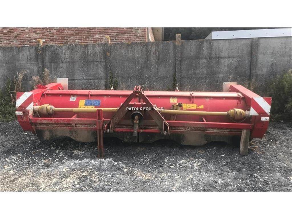 Grimme KS3600 茎切断機
