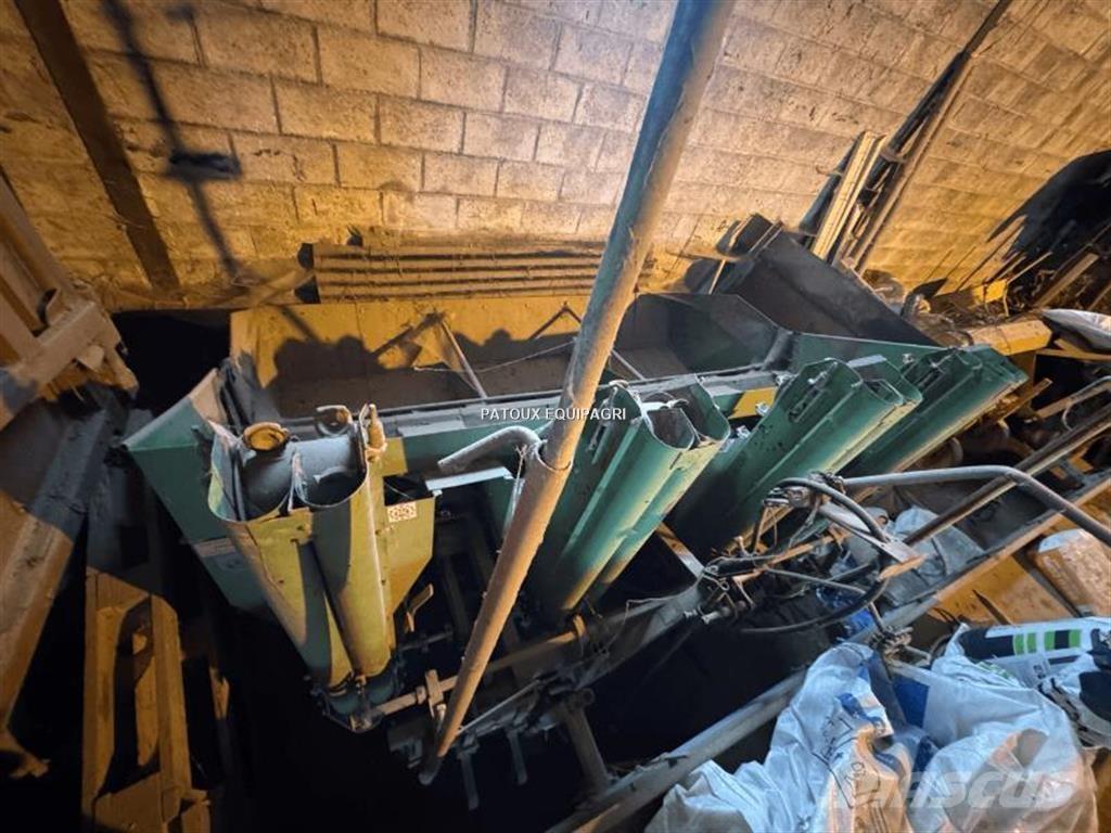 Hassia 4 RANGS ジャガイモ播種機