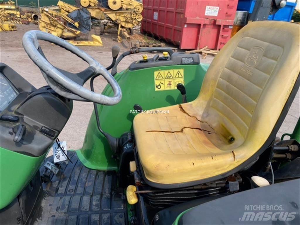 John Deere 4710 トラクター
