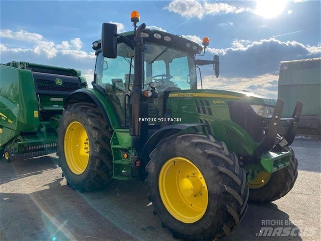 John Deere 6130R トラクター