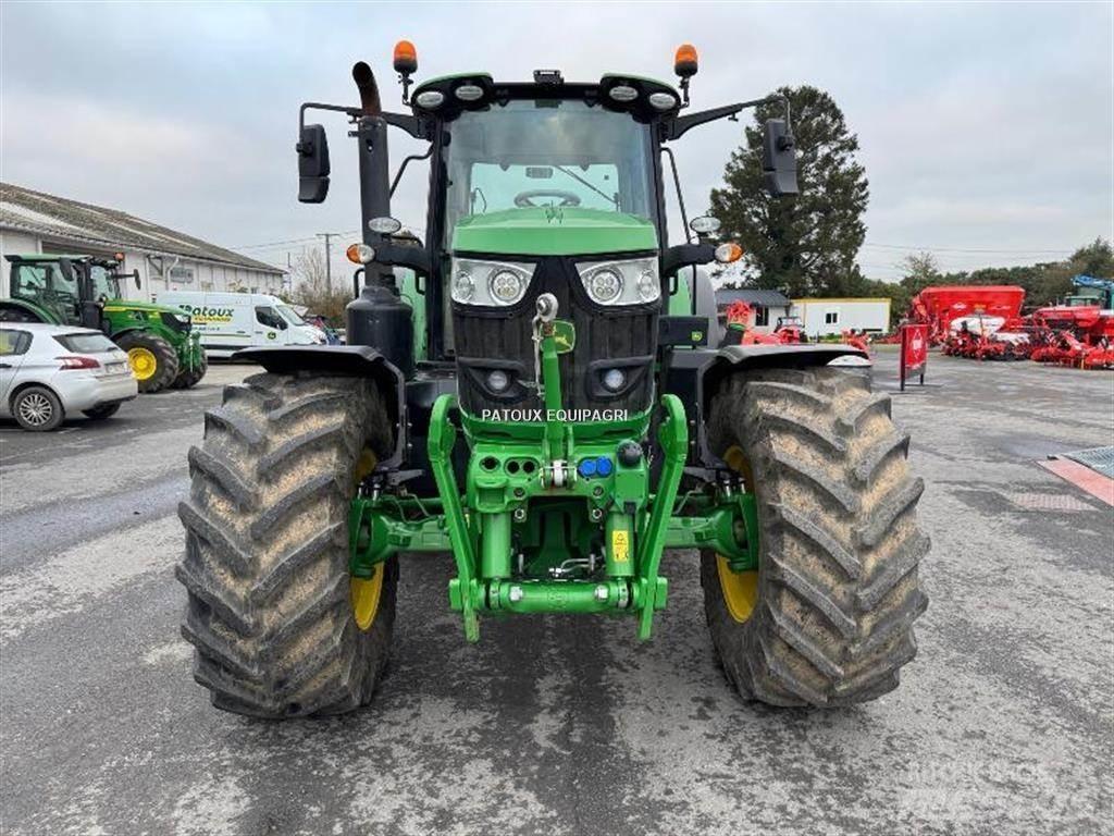 John Deere 6155M トラクター