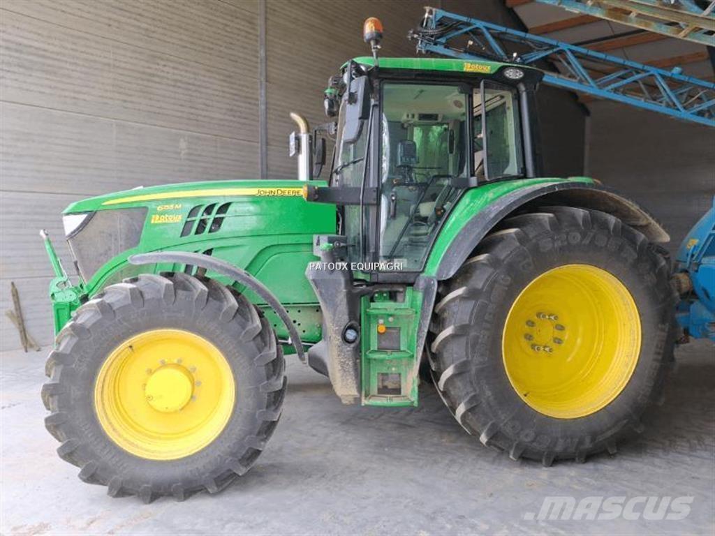 John Deere 6155M トラクター