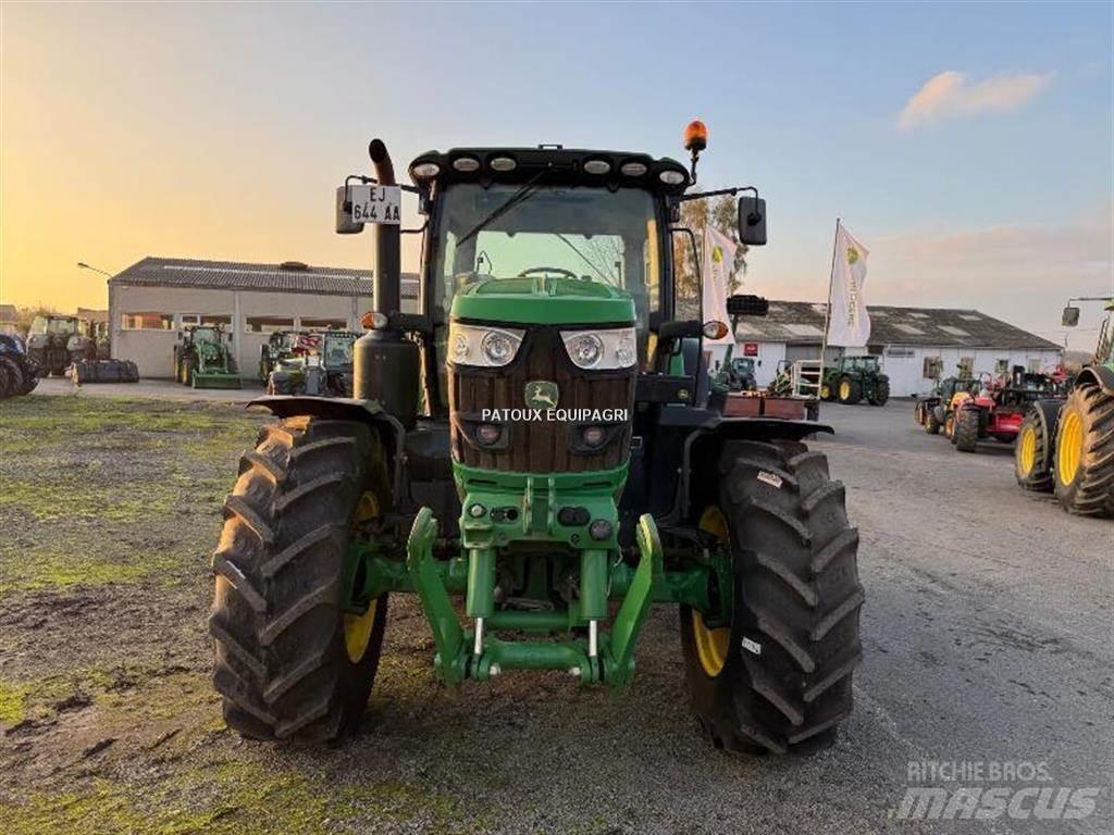 John Deere 6155R トラクター