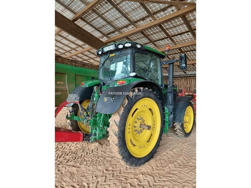 John Deere 6155R トラクター