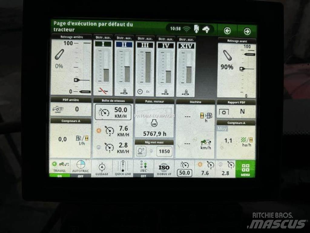 John Deere 6155R トラクター