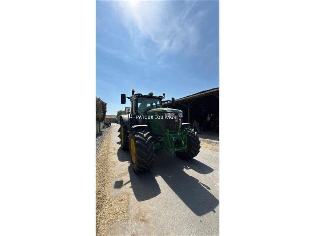 John Deere 6175R トラクター