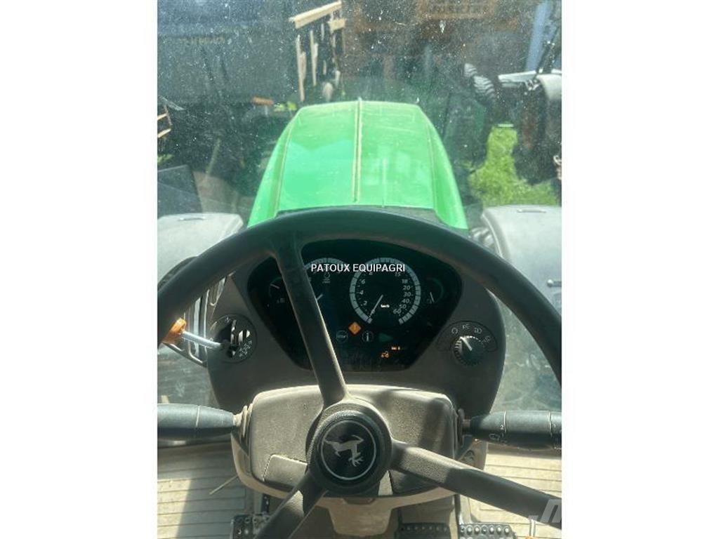 John Deere 6190R トラクター