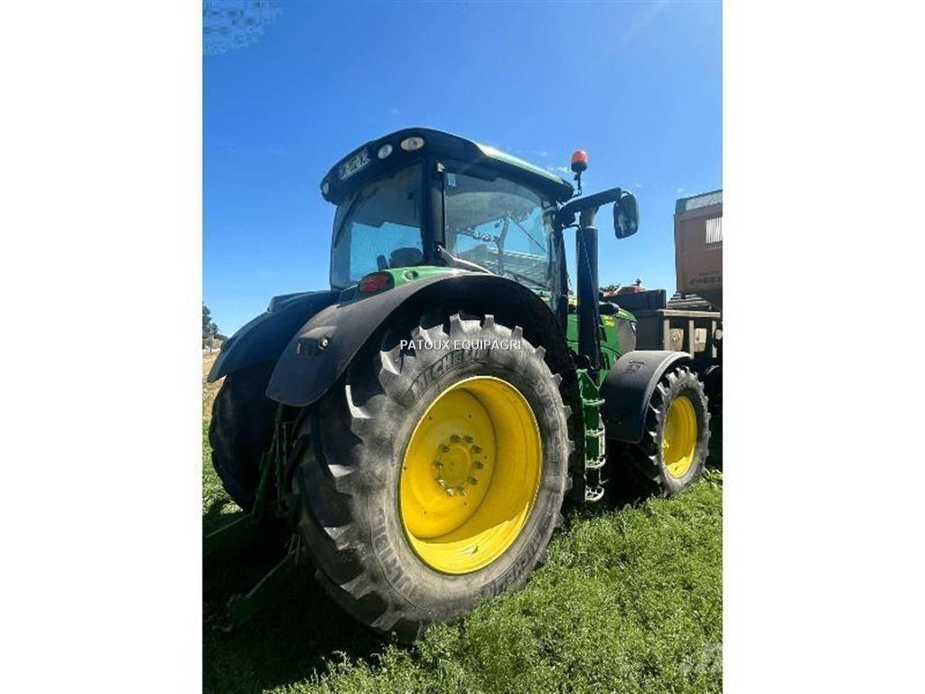 John Deere 6190R トラクター