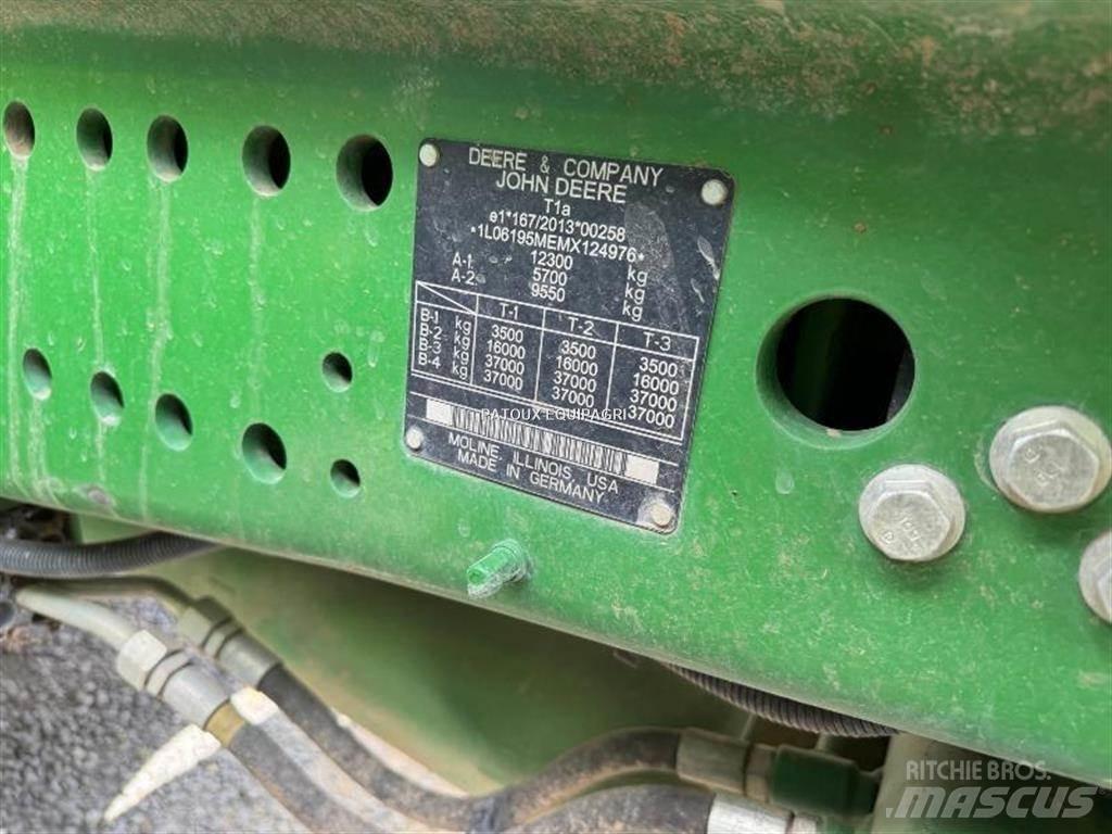 John Deere 6195M トラクター