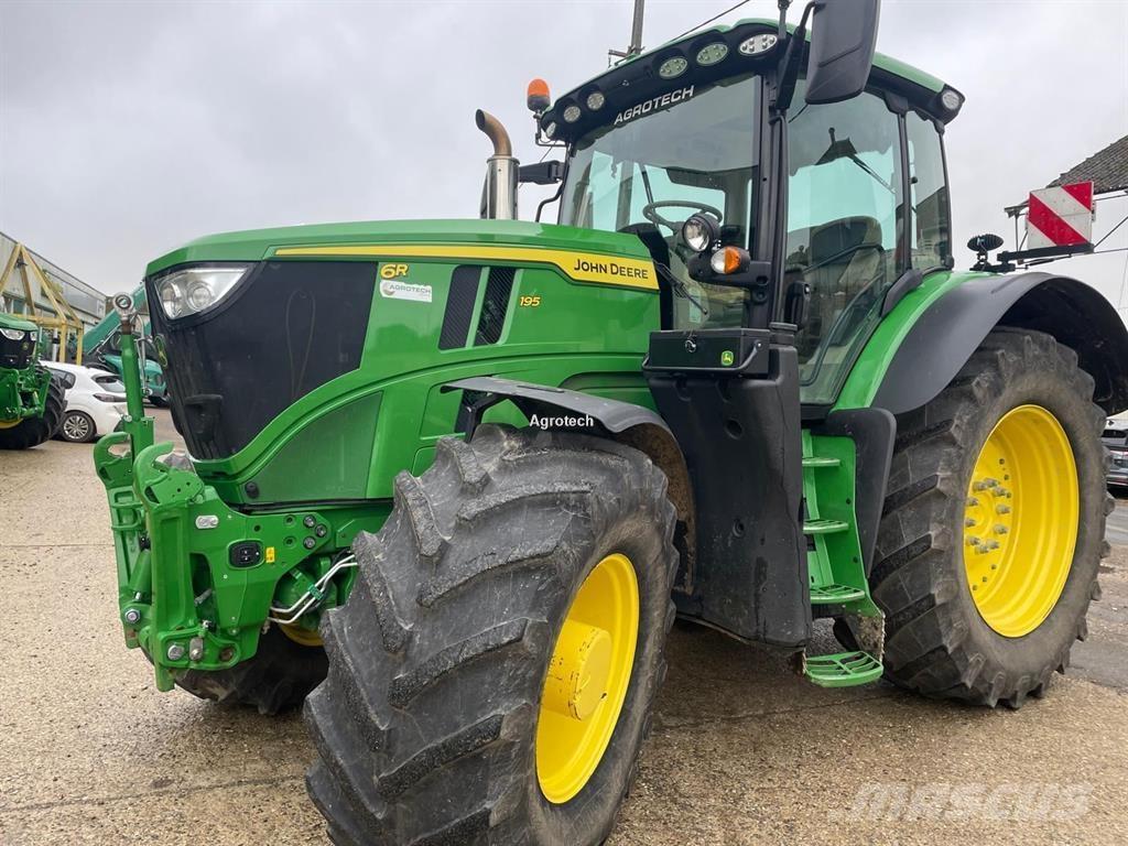 John Deere 6R 195 トラクター