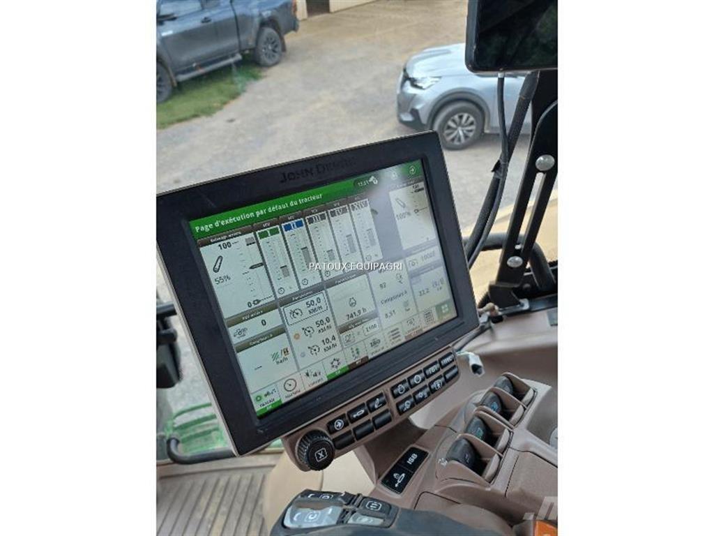 John Deere 6R185 トラクター
