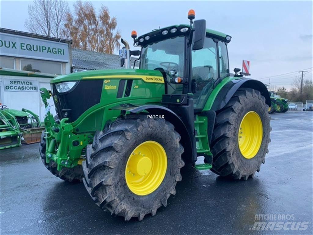 John Deere 6R215 トラクター
