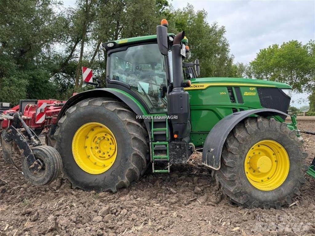 John Deere 6R250 トラクター