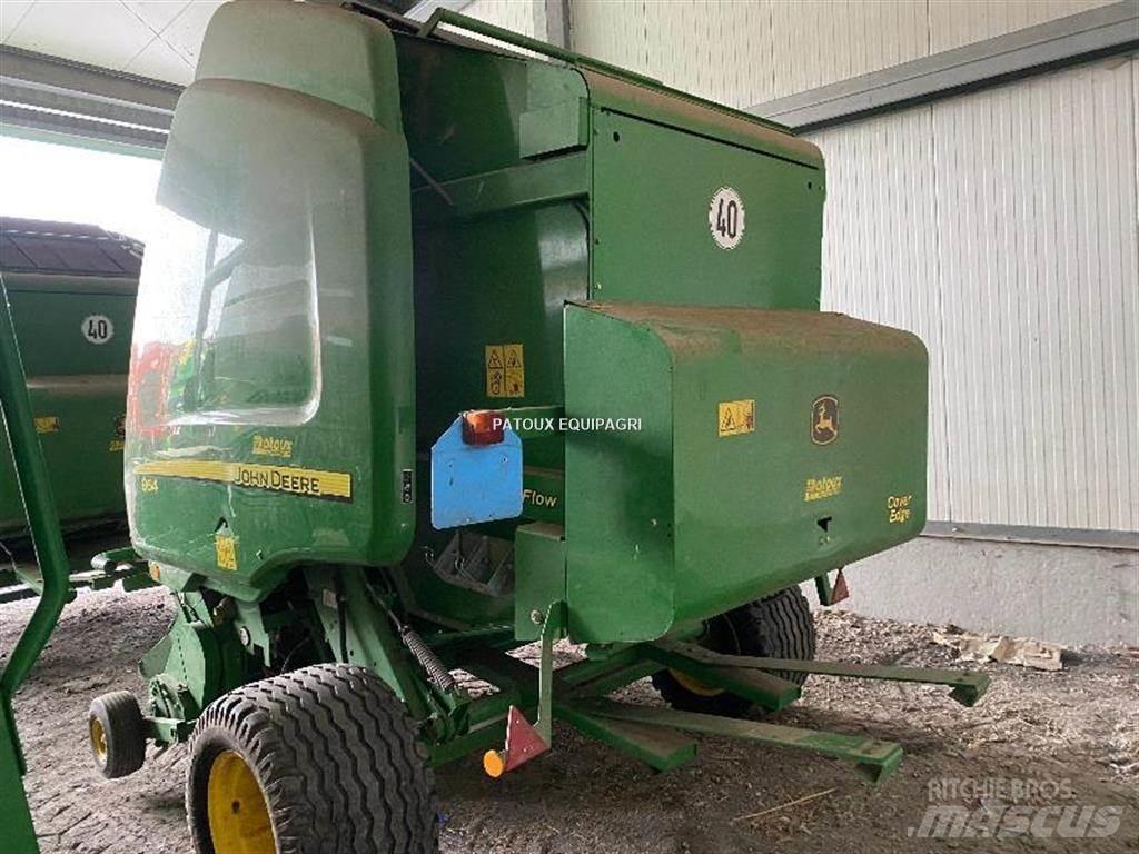 John Deere 864 ラウンドベーラー