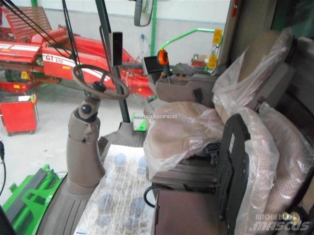 John Deere T660 コンバイン