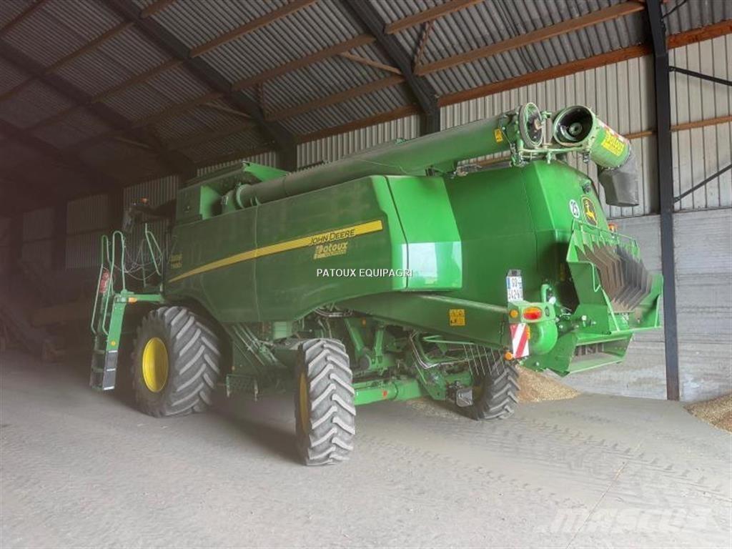 John Deere T660 コンバイン
